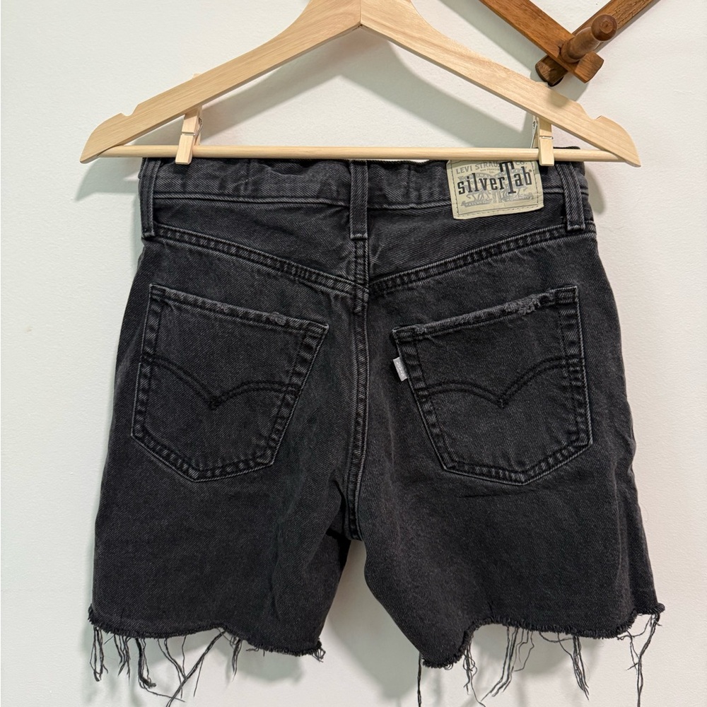 Black Levi’s Shorts